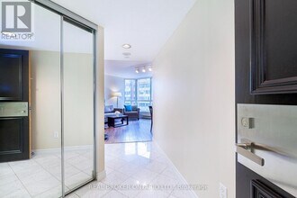 38 Elm St in Toronto, ON - Building Photo - Building Photo