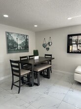 15861 SW 70th Terrace in Miami, FL - Building Photo - Building Photo