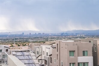 11622 Midnight Melody Ave in Las Vegas, NV - Foto de edificio - Building Photo