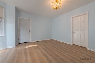 2821 S Emerald Ave, Unit 1R in Chicago, IL - Building Photo - Building Photo
