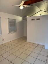 922 Eaton St, Unit 922C in Key West, FL - Foto de edificio - Building Photo