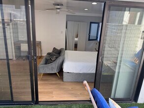 468 27th St, Unit A in Manhattan Beach, CA - Building Photo - Building Photo