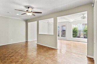 1417 Welch St in Houston, TX - Building Photo - Building Photo