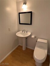 913 Willow Tree Dr in Las Vegas, NV - Building Photo - Building Photo