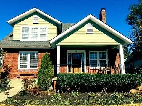 property at 1106 Lawrence Ave