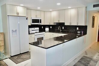 364 Keswick C in Deerfield Beach, FL - Building Photo - Building Photo