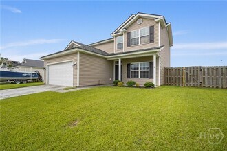 25 Evergreen Oak Dr in Richmond Hill, GA - Foto de edificio - Building Photo