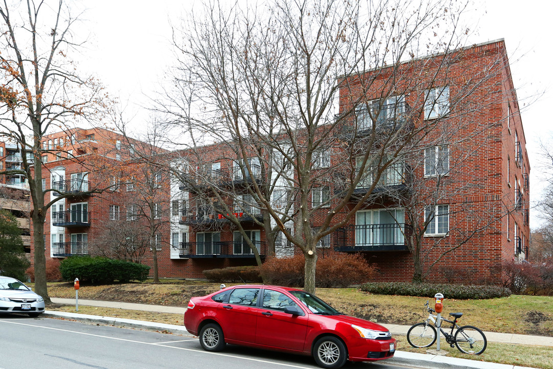 Hinman Avenue Apartments in Evanston, IL - Building Photo