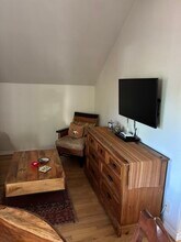 2207 Rogers Way, Unit Rogers Way Apartment in Santa Rosa, CA - Foto de edificio - Building Photo