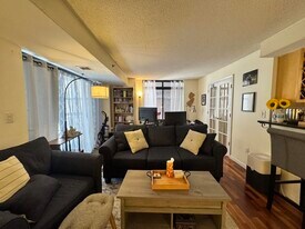 700 1st St in Hoboken, NJ - Building Photo