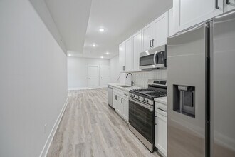 2117 S 4th St, Unit 3 in Philadelphia, PA - Building Photo - Building Photo