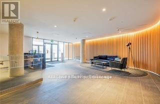 160 Flemington Rd in Toronto, ON - Building Photo - Building Photo