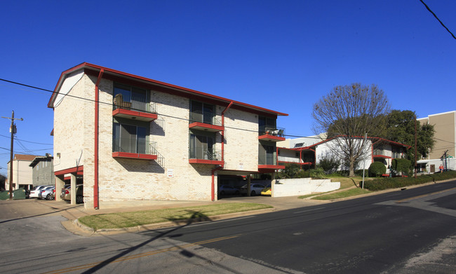 Pease Parkside in Austin, TX - Building Photo - Building Photo