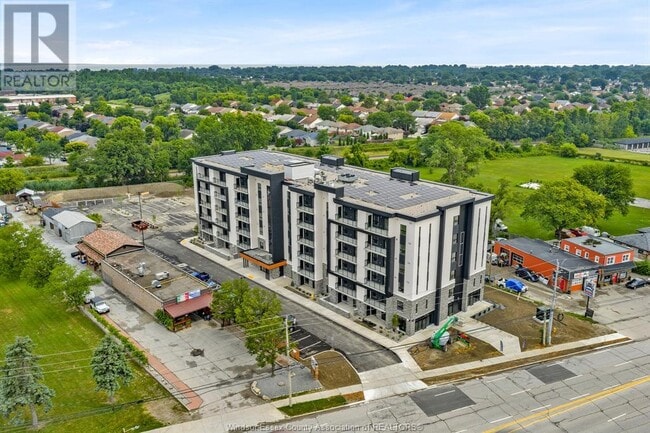 11646 Tecumseh Rd E in Windsor, ON - Building Photo - Building Photo