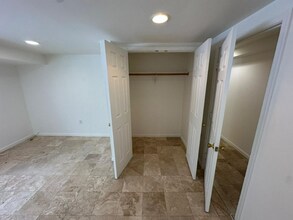 301 Loureiro Ln in Oxon Hill, MD - Building Photo - Building Photo