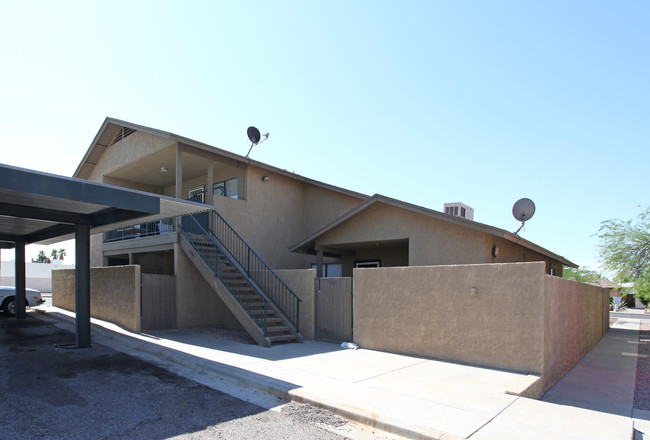 5966 E Norland St in Mesa, AZ - Foto de edificio - Building Photo