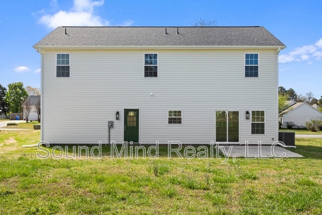 204 Landmark Dr in Angier, NC - Building Photo - Building Photo