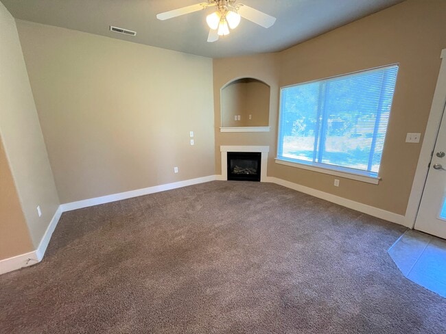 16650 N Profit Cir, Unit 104