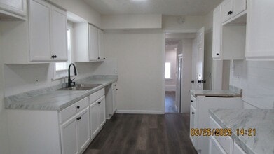 2708 NW 16th St in Lawton, OK - Building Photo - Building Photo