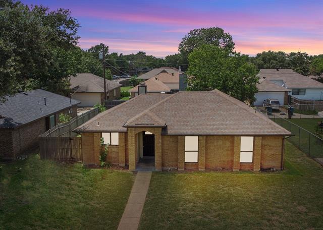 2305 Windridge Ln in Rowlett, TX - Building Photo - Building Photo