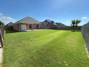 2019 W Gilligan Ave in Rogers, AR - Building Photo - Building Photo