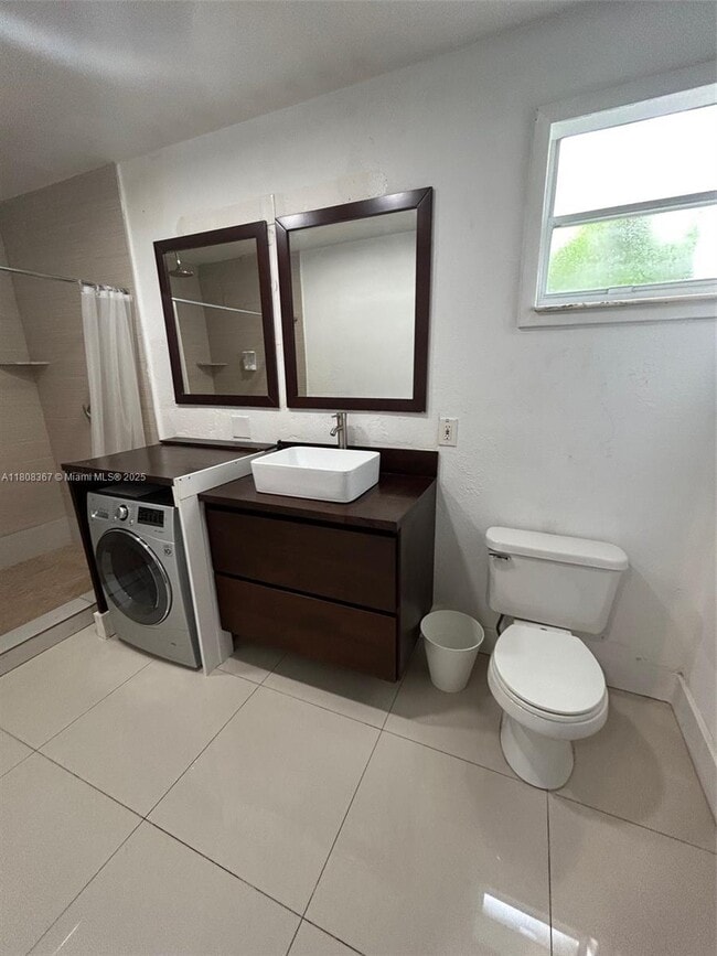 property at 1531 NE 35th St