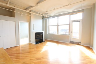 500 S Clinton St-Unit -Apt 915 in Chicago, IL - Building Photo - Building Photo