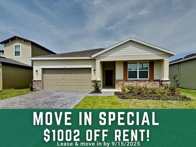 property at 1130 Lone Palm Wy