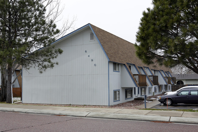 Shadow Wood Chalet in Colorado Springs, CO - Building Photo - Building Photo