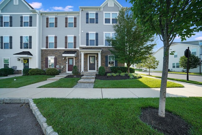 property at 227 Quarry Point Rd