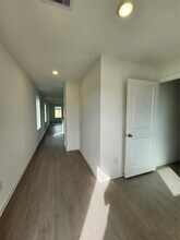 12047 Noble Wood Vlg in Magnolia, TX - Foto de edificio - Building Photo