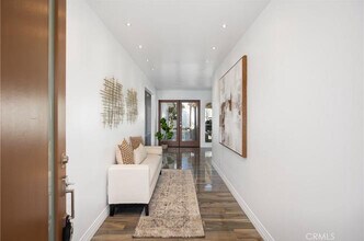 496 E 16th St in Costa Mesa, CA - Building Photo - Building Photo