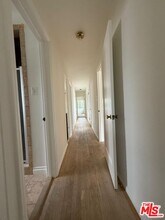 15471 Victory Blvd in Los Angeles, CA - Building Photo - Building Photo