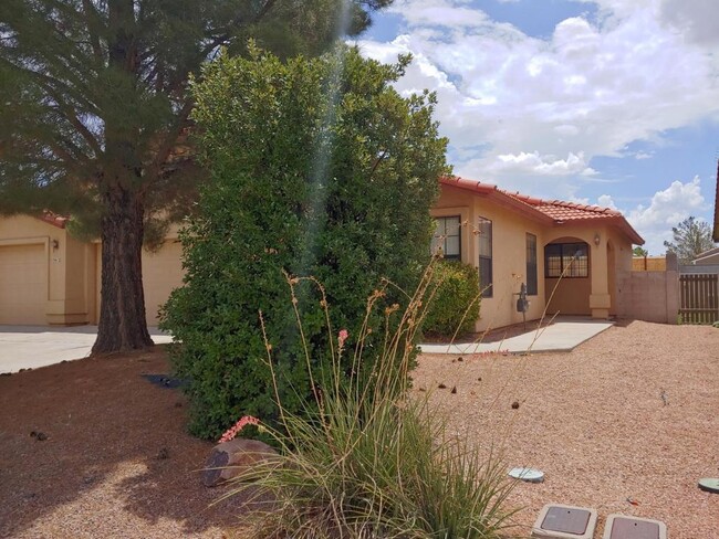 3912 Lass Ave in Kingman, AZ - Building Photo - Building Photo