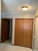 1010 Pumphouse Rd, Unit 3 in Chippewa Falls, WI - Building Photo - Building Photo