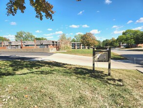 Heritage Ridge Apartments in Manhattan, KS - Building Photo - Building Photo