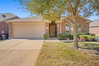 1005 Meadow Green Ct in Princeton, TX - Building Photo - Building Photo