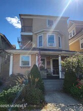 122 Mt Hermon Way in Ocean Grove, NJ - Building Photo - Building Photo