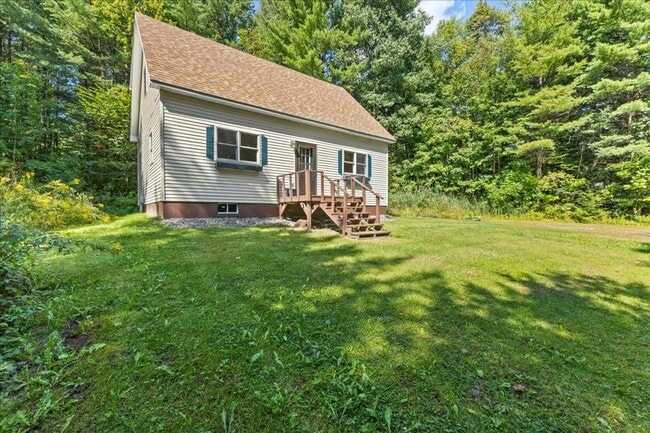 1672 Sweet Hollow Rd in Sheldon, VT - Building Photo - Building Photo