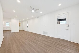 1006 1/2 W 22nd St in Austin, TX - Building Photo - Building Photo