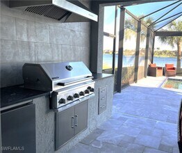 15122 Blue Bay Cir in Ft. Myers, FL - Building Photo - Building Photo