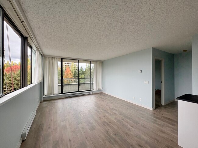 3970 Carrigan Crt in Burnaby, BC - Building Photo - Building Photo