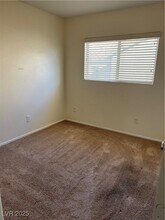 72 Lockheed Ave in Las Vegas, NV - Building Photo - Building Photo