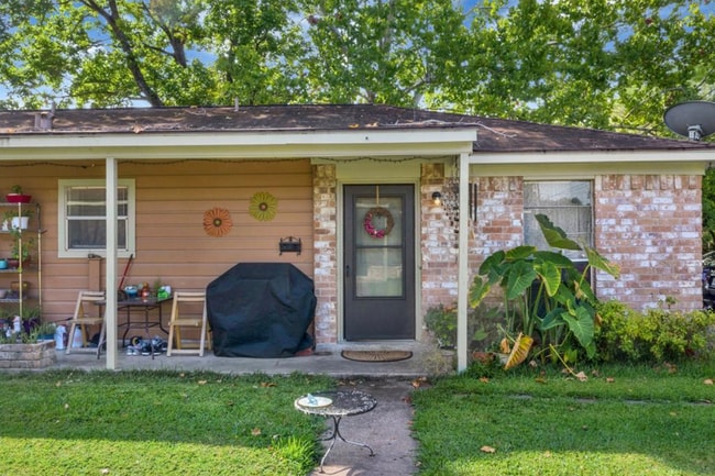 property at 4539 Dakota St