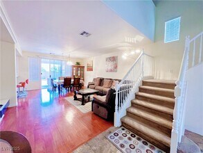 5804 Fine Lace St in Las Vegas, NV - Building Photo - Building Photo