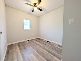 367 Martin Luther King Jr Dr in Georgetown, KY - Building Photo