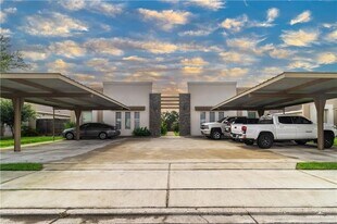 2908 Javalina Ave in Edinburg, TX - Building Photo