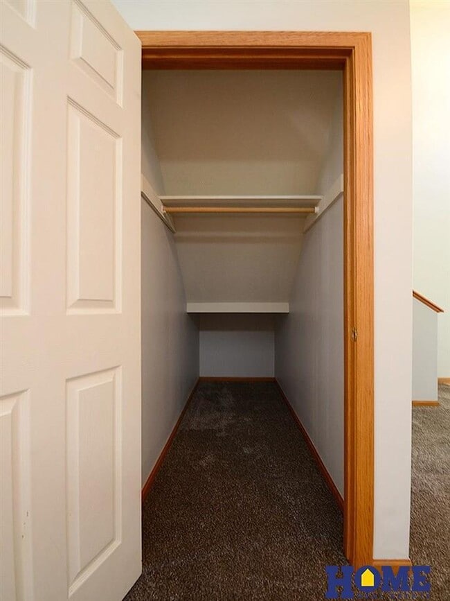 property at 1924 N Gate Rd