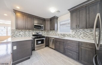 919 Anna St in Elizabeth, NJ - Building Photo - Building Photo
