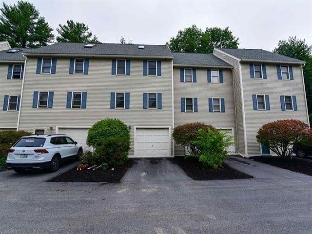 10 Fords Landing Dr in Dover, NH - Building Photo